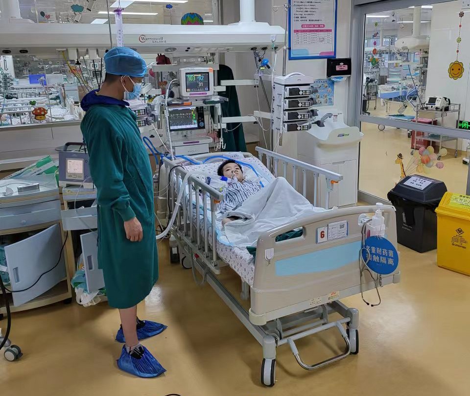 阳泉跨省救护车出租公司