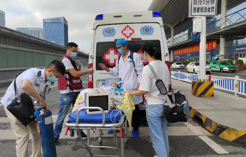 阳泉救护车出租公司